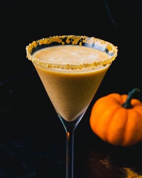 Halloween Cocktails - Pumpkin Spice Martini